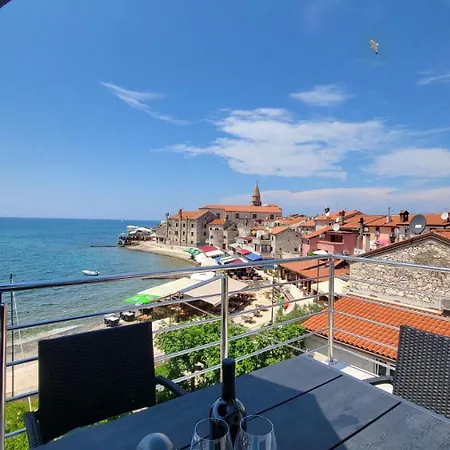 Dora With Sea View And Terrace Apartment *