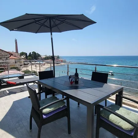 Dora With Sea View And Terrace *