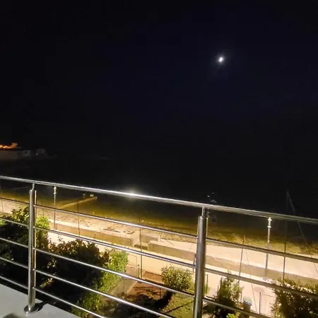 Dora With Sea View And Terrace * Umag