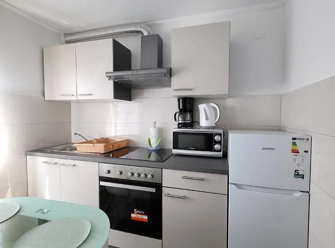 Dora With Sea View And Terrace 아파트 *