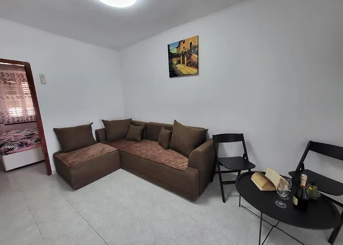 아파트 Dora With Sea View And Terrace *