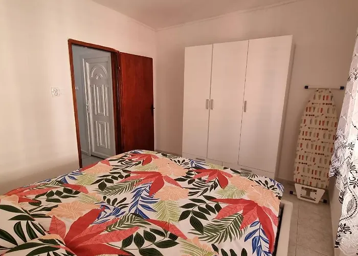 Dora With Sea View And Terrace 아파트