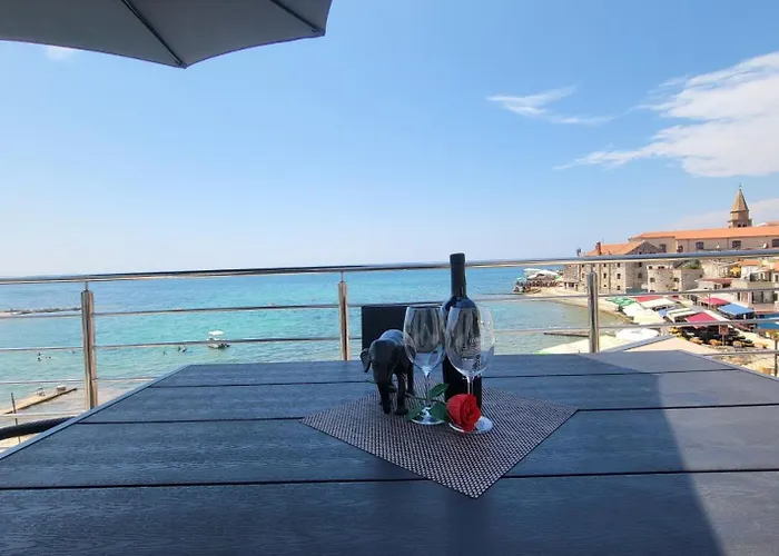 아파트 Dora With Sea View And Terrace